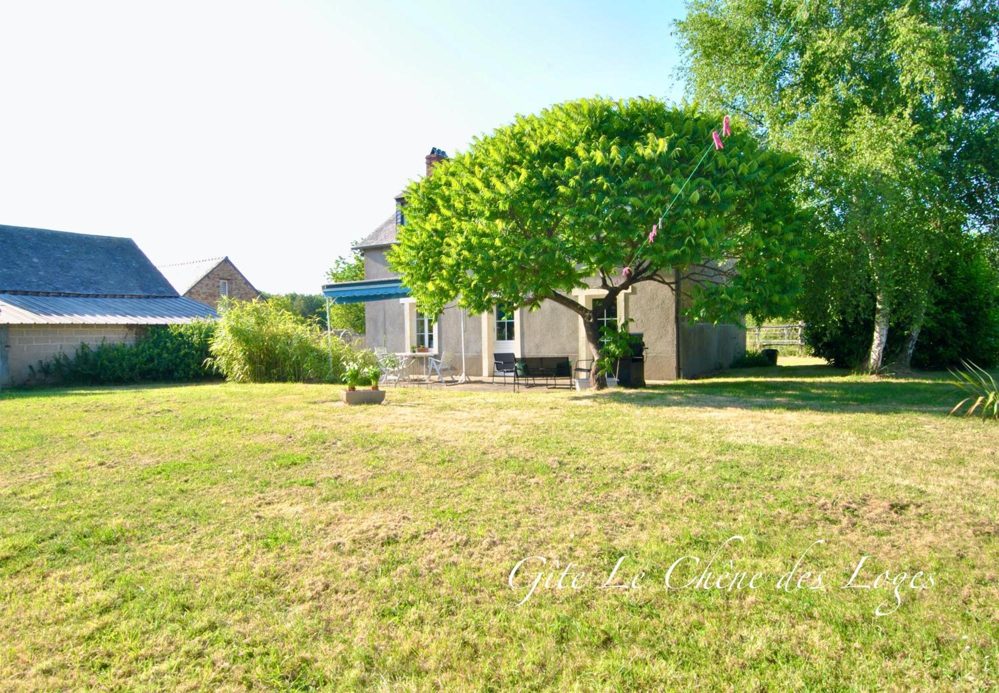 Gite Familial Pour 6 Pers En Campagne Bouere Extérieur photo